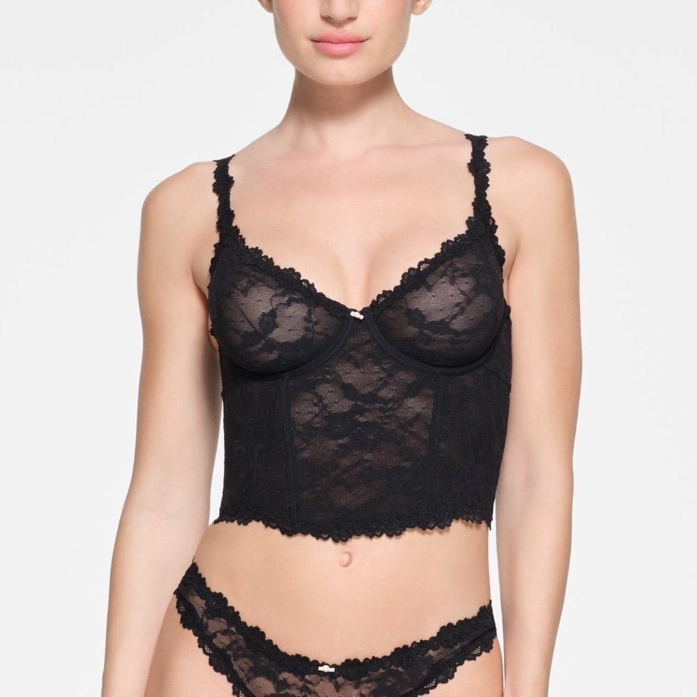 Skims Stretch Lace Corset Onyx Multi Large NWT in packaging